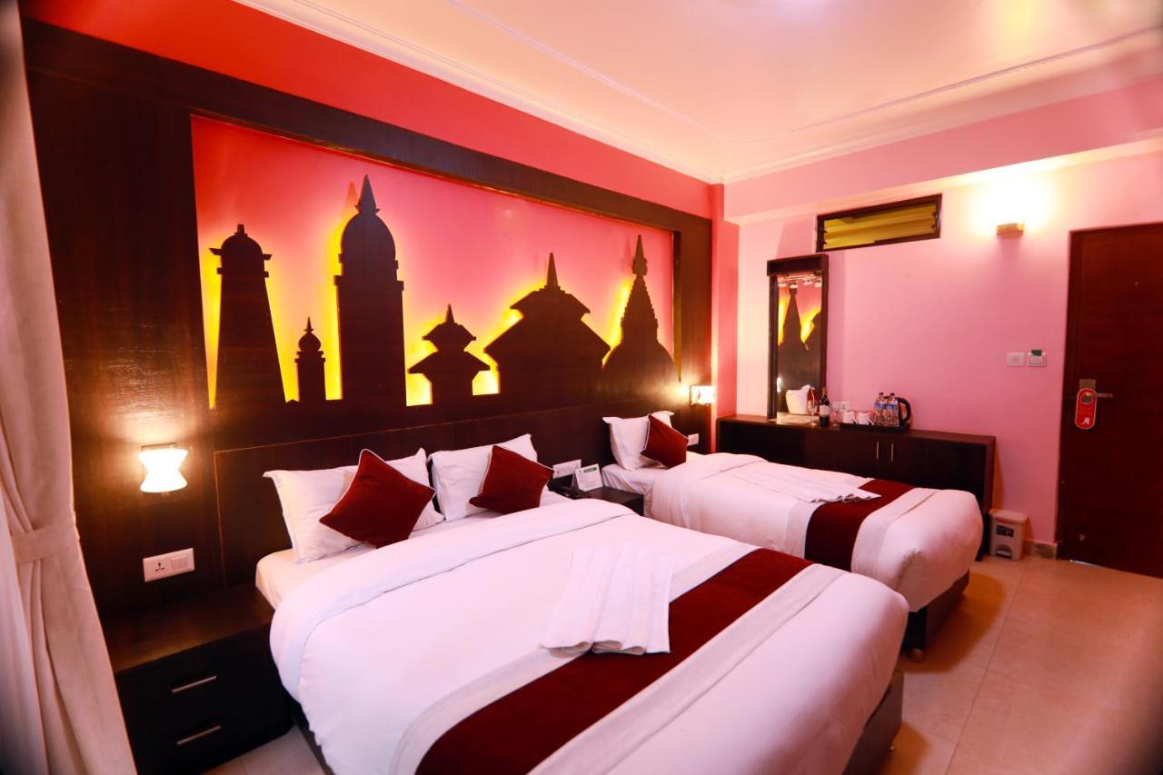 Hotel Task International Pokhara Exterior photo