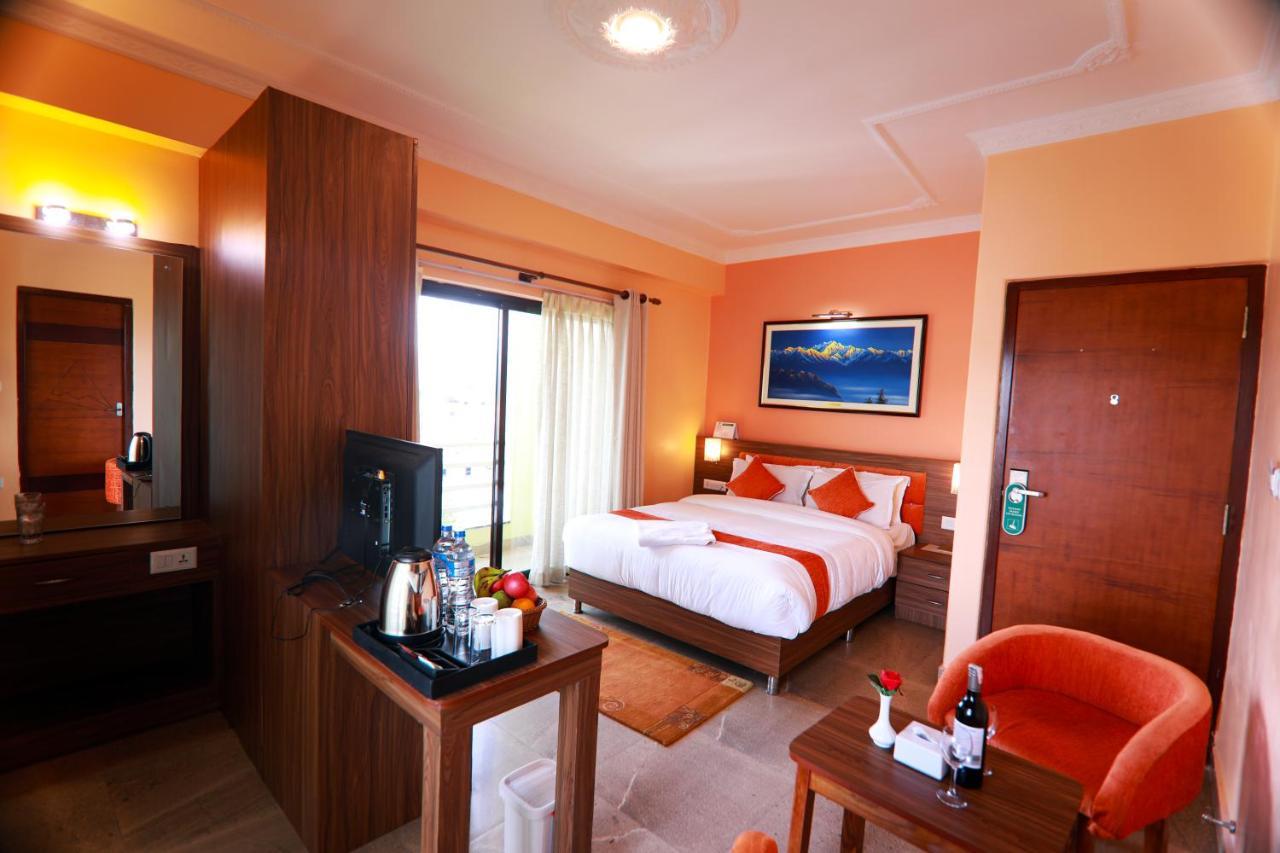 Hotel Task International Pokhara Exterior photo