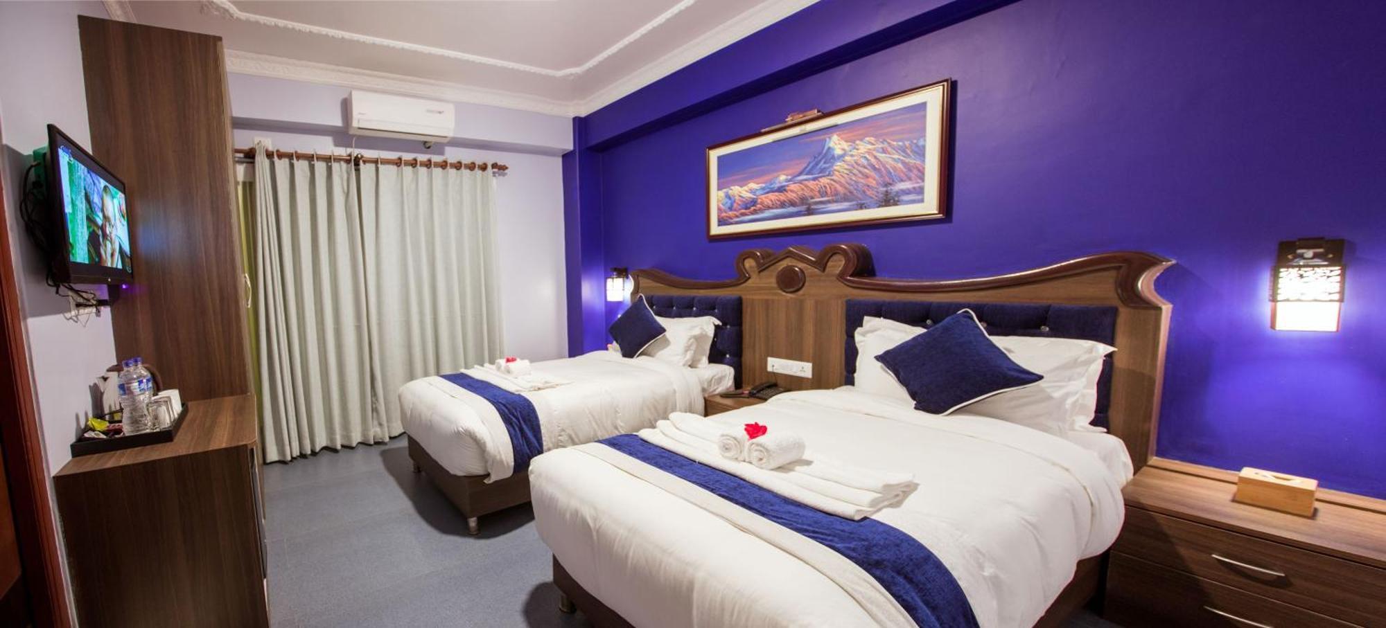 Hotel Task International Pokhara Exterior photo
