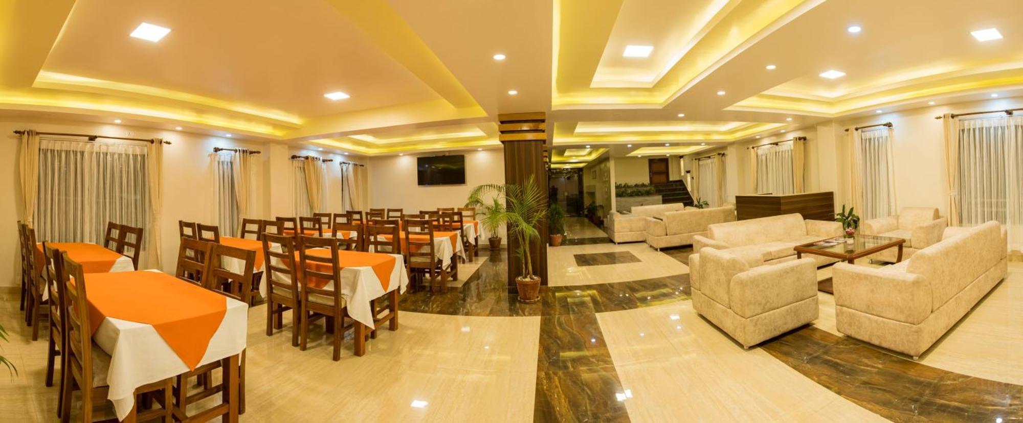 Hotel Task International Pokhara Exterior photo