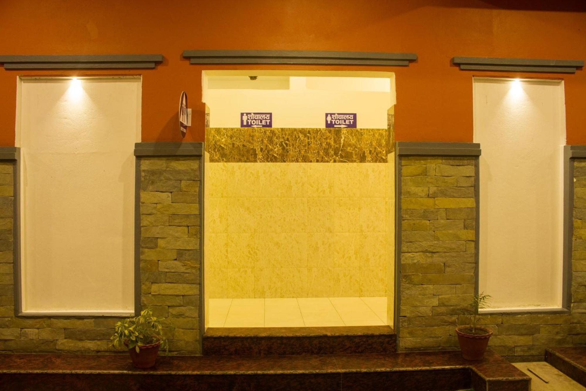 Hotel Task International Pokhara Exterior photo
