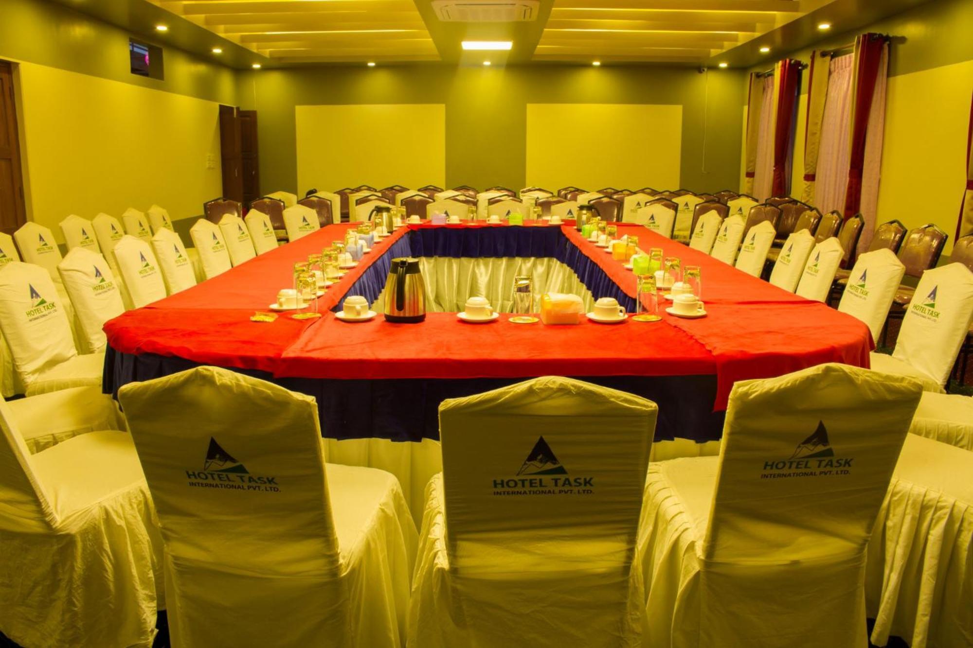 Hotel Task International Pokhara Exterior photo