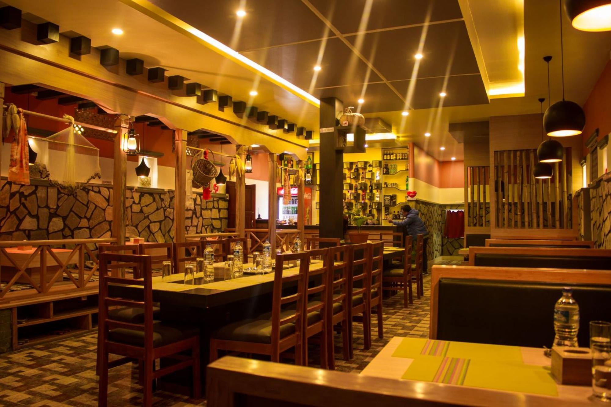 Hotel Task International Pokhara Exterior photo
