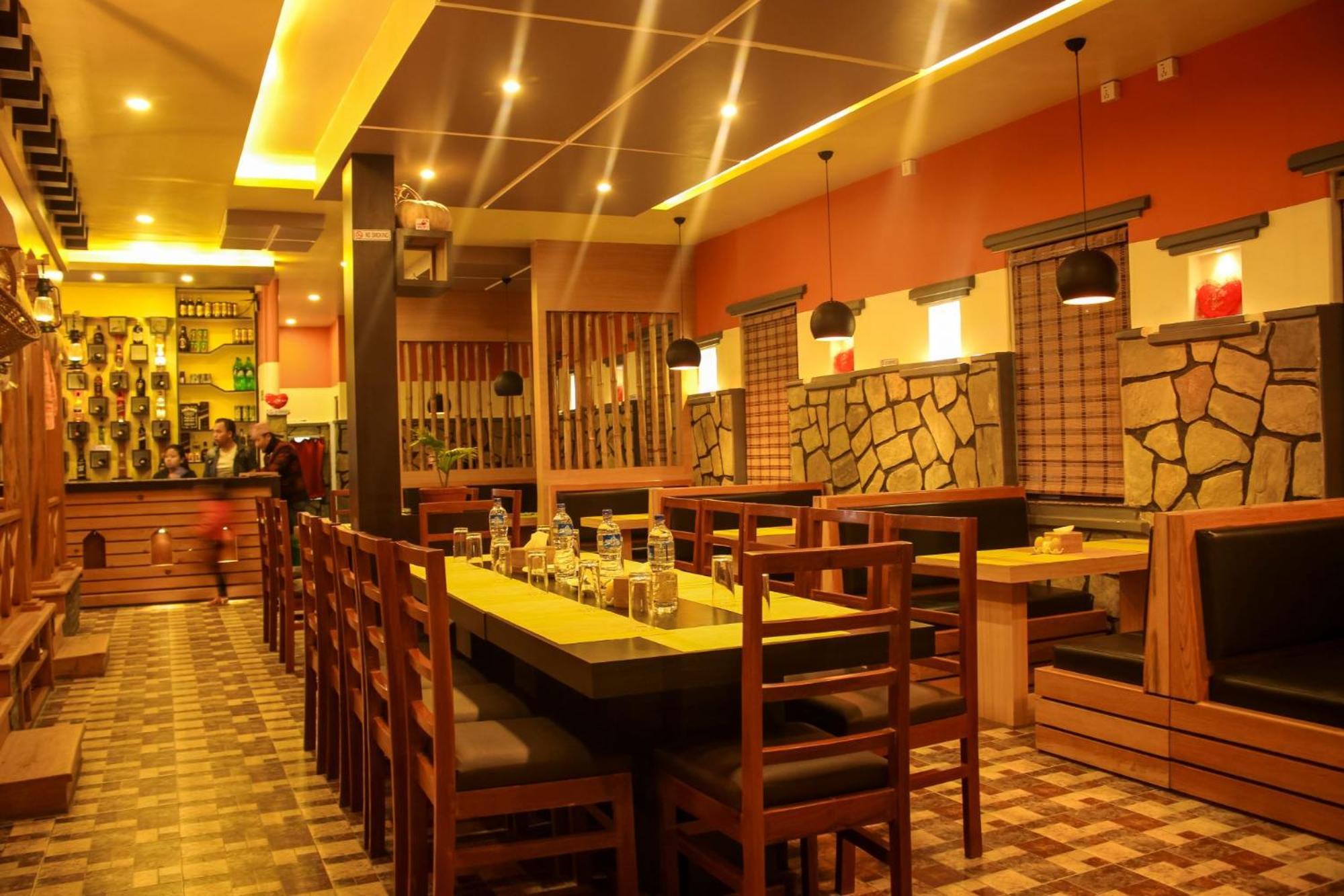 Hotel Task International Pokhara Exterior photo