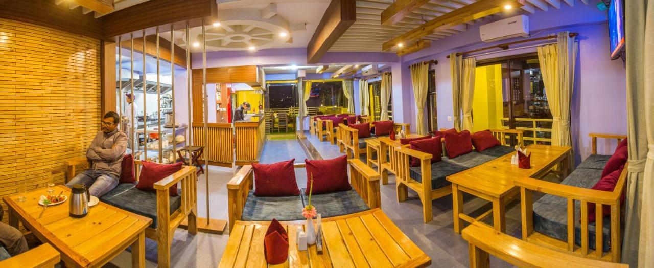Hotel Task International Pokhara Exterior photo